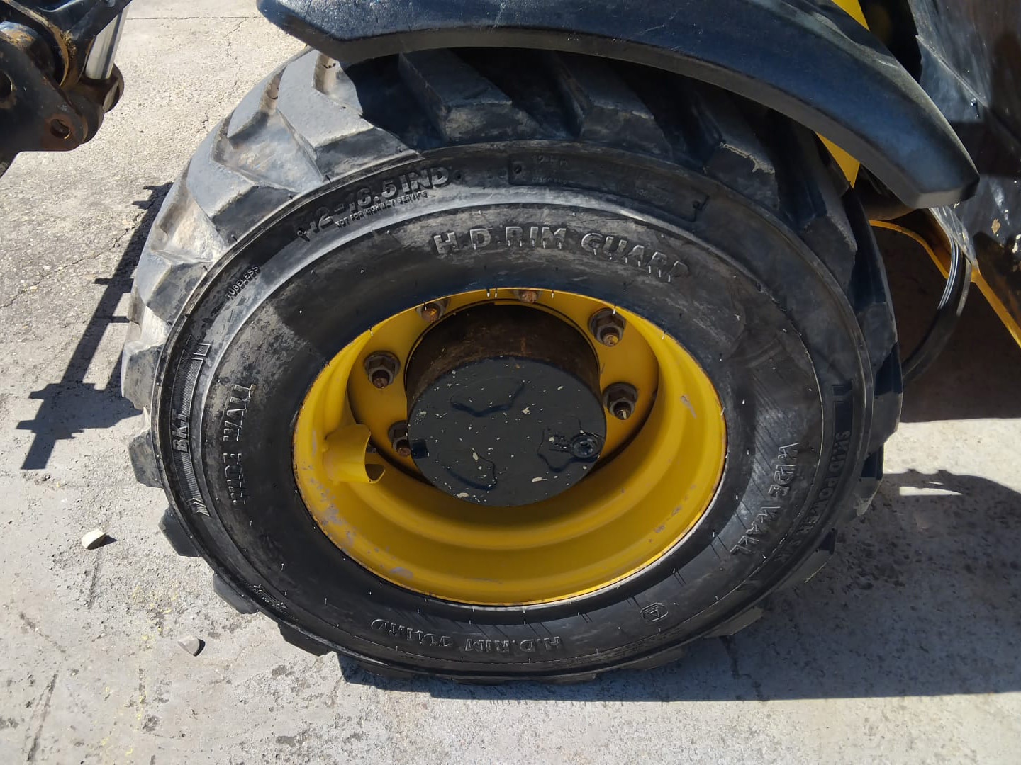 JCB 525.60