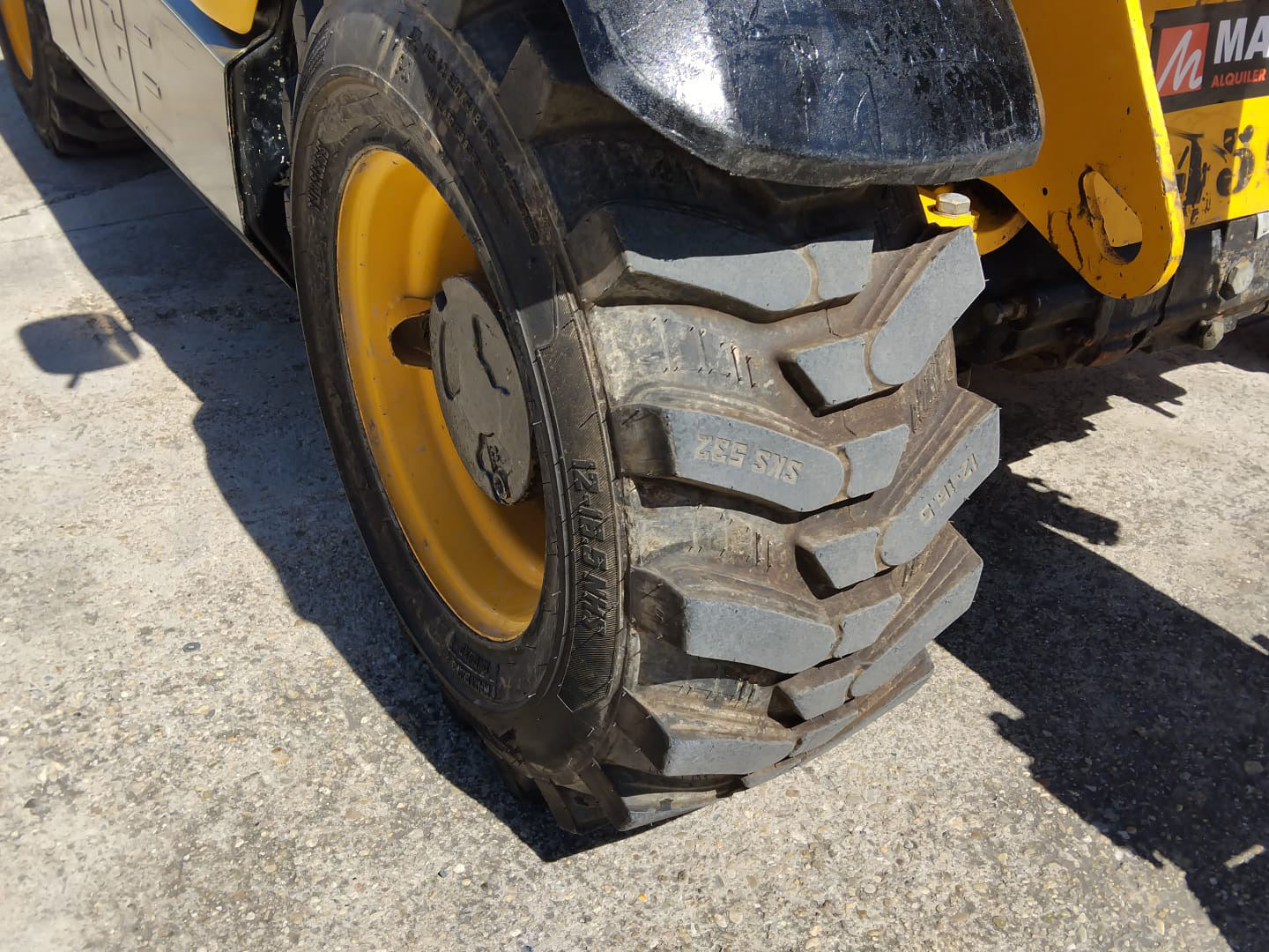 JCB 525.60