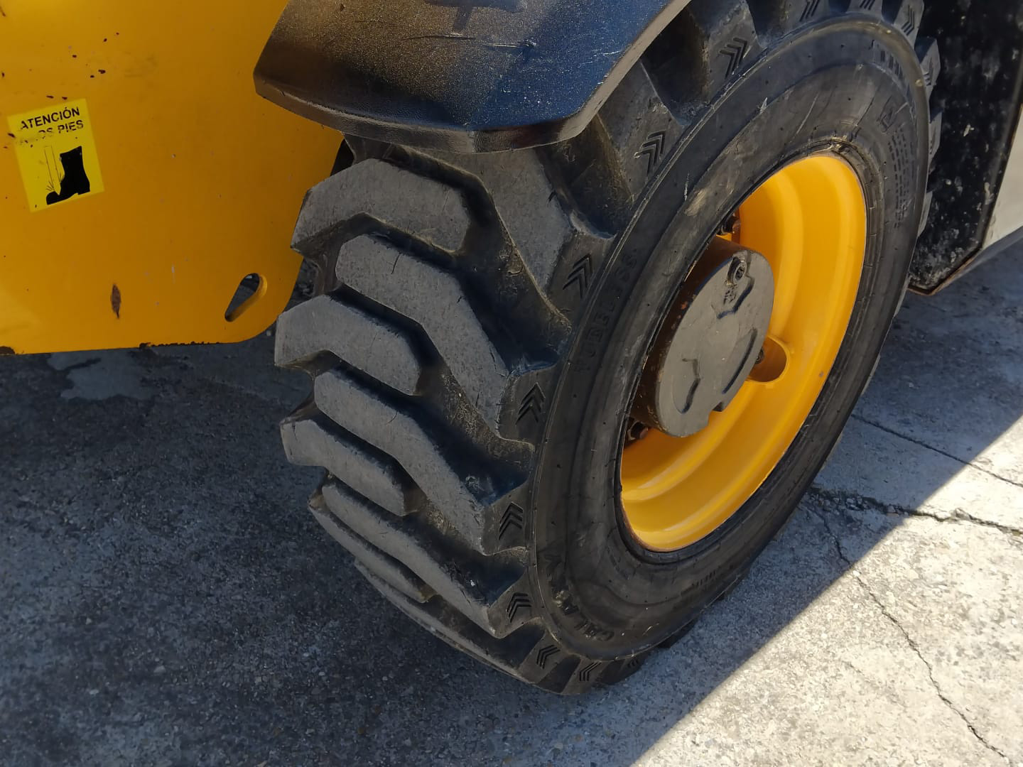 JCB 525.60