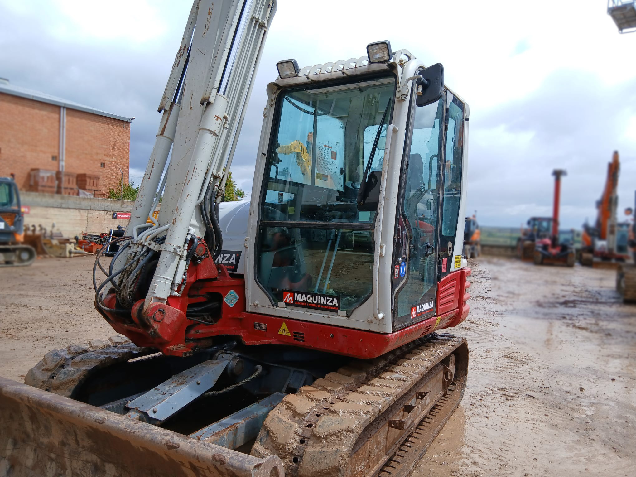 TAKEUCHI TB290