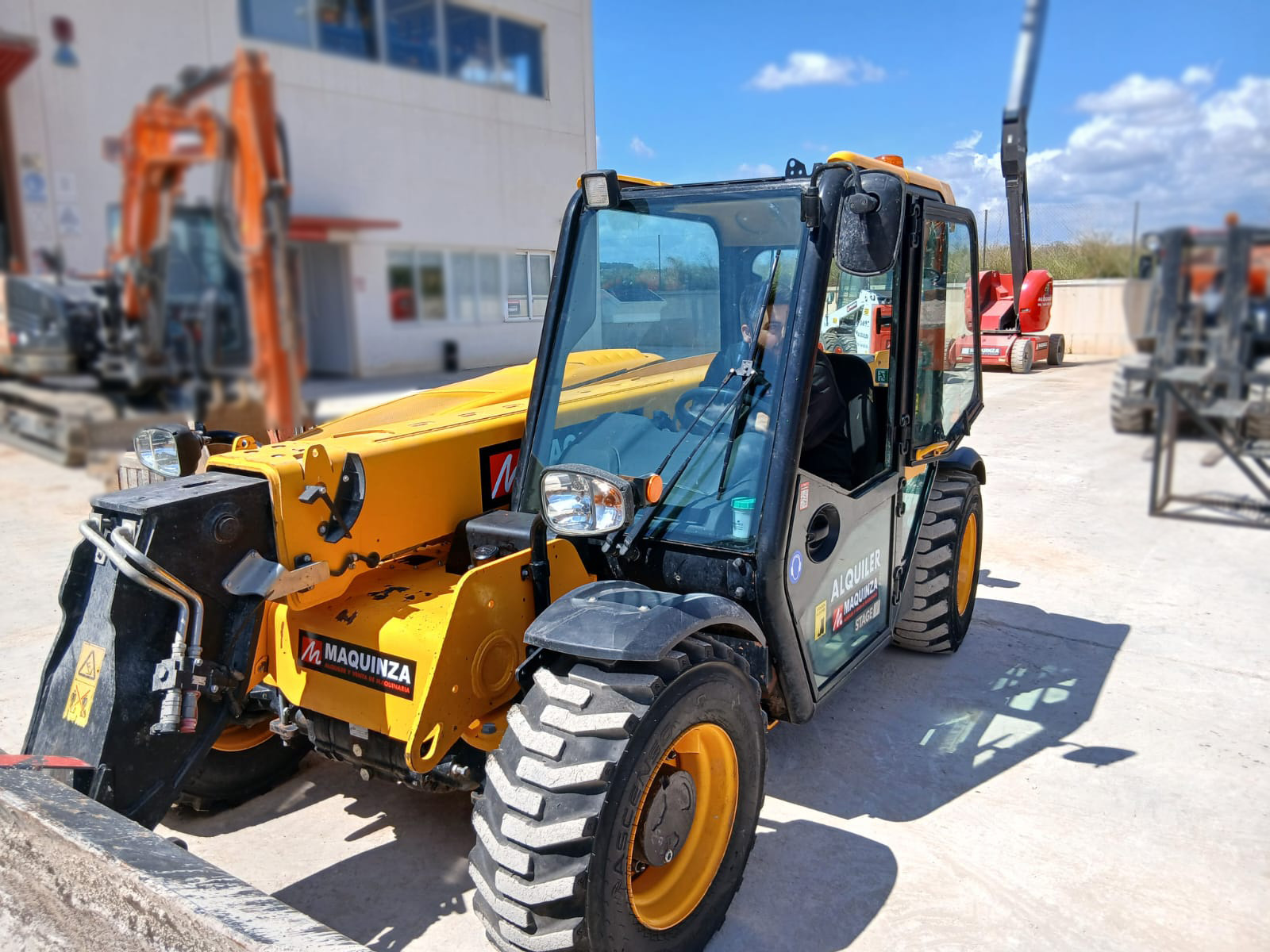 JCB 525.60