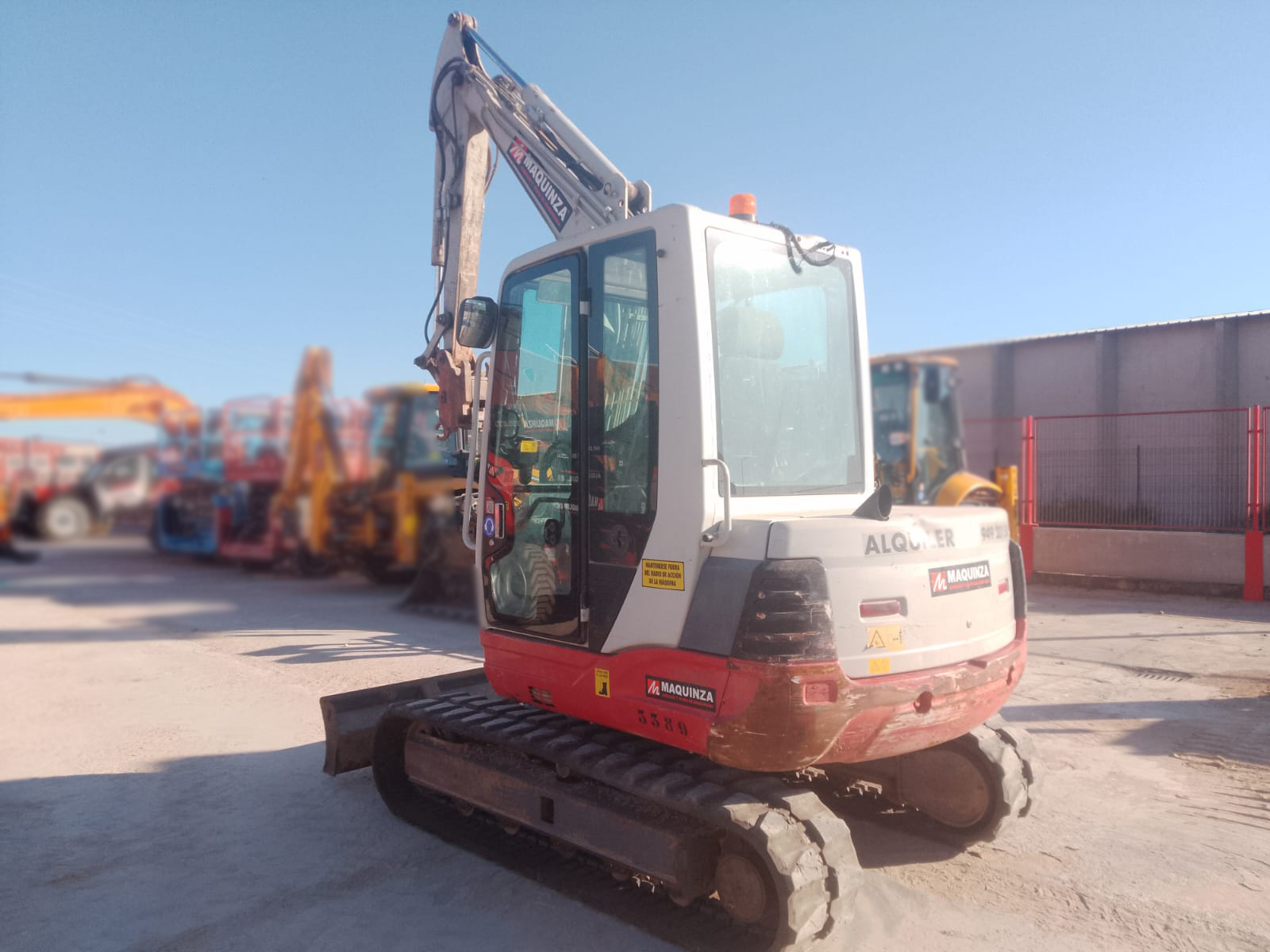 TAKEUCHI TB250