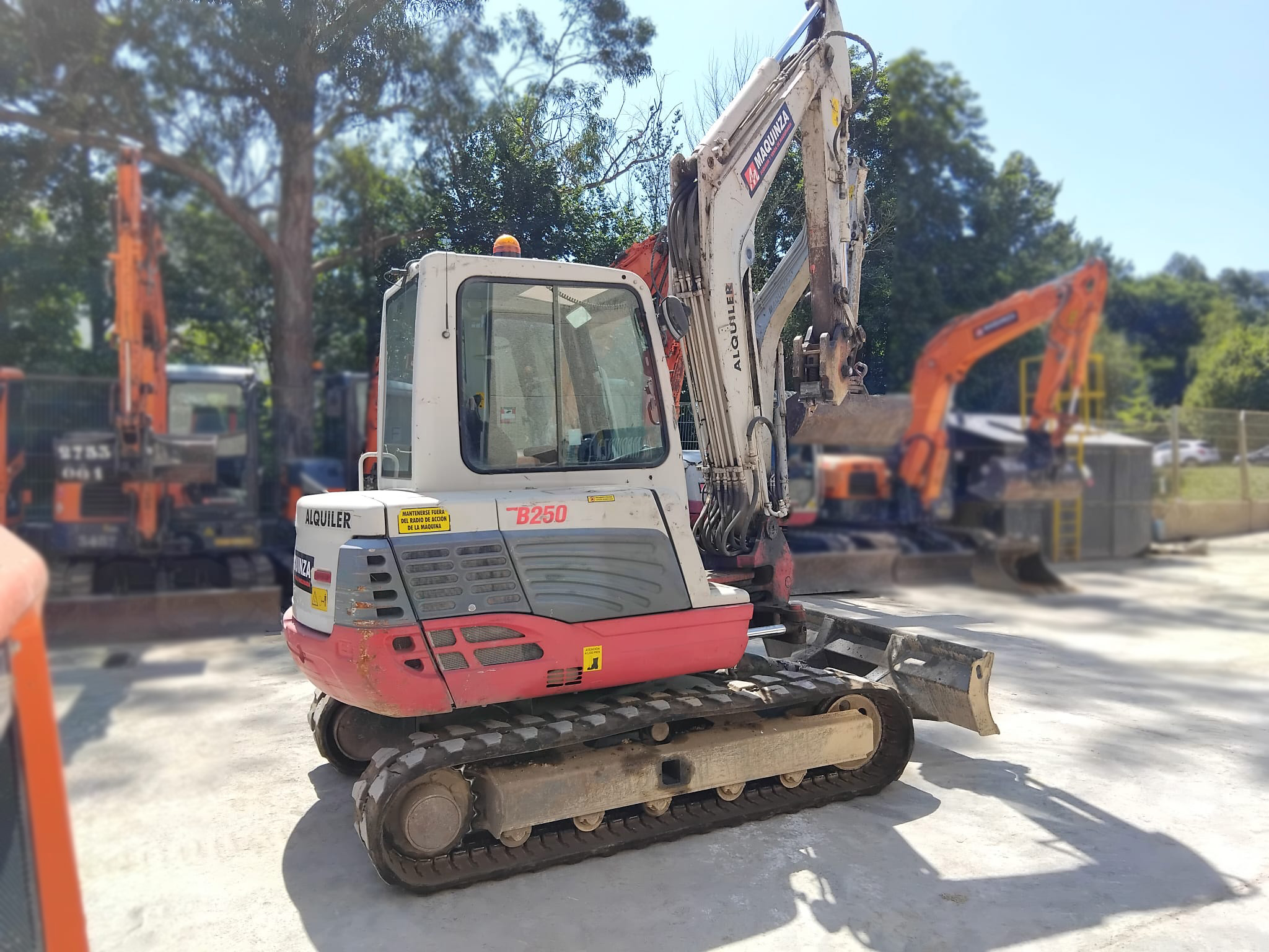 TAKEUCHI TB250 EASY