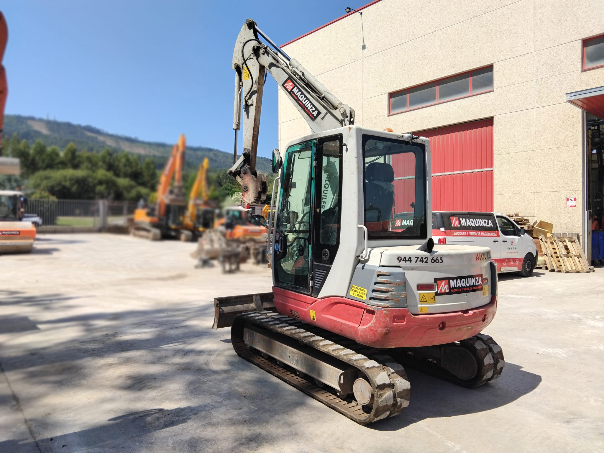 TAKEUCHI TB250 EASY