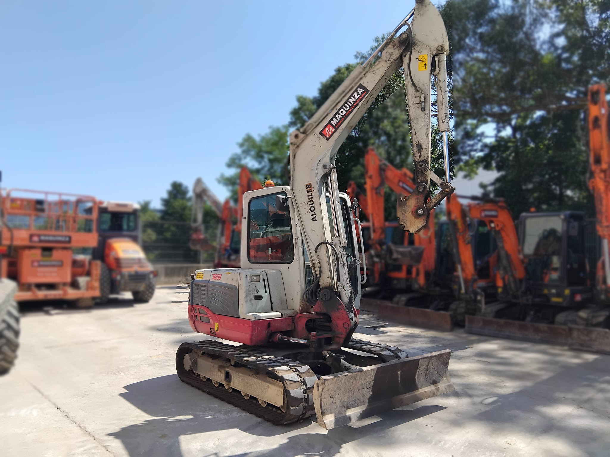 TAKEUCHI TB250 EASY