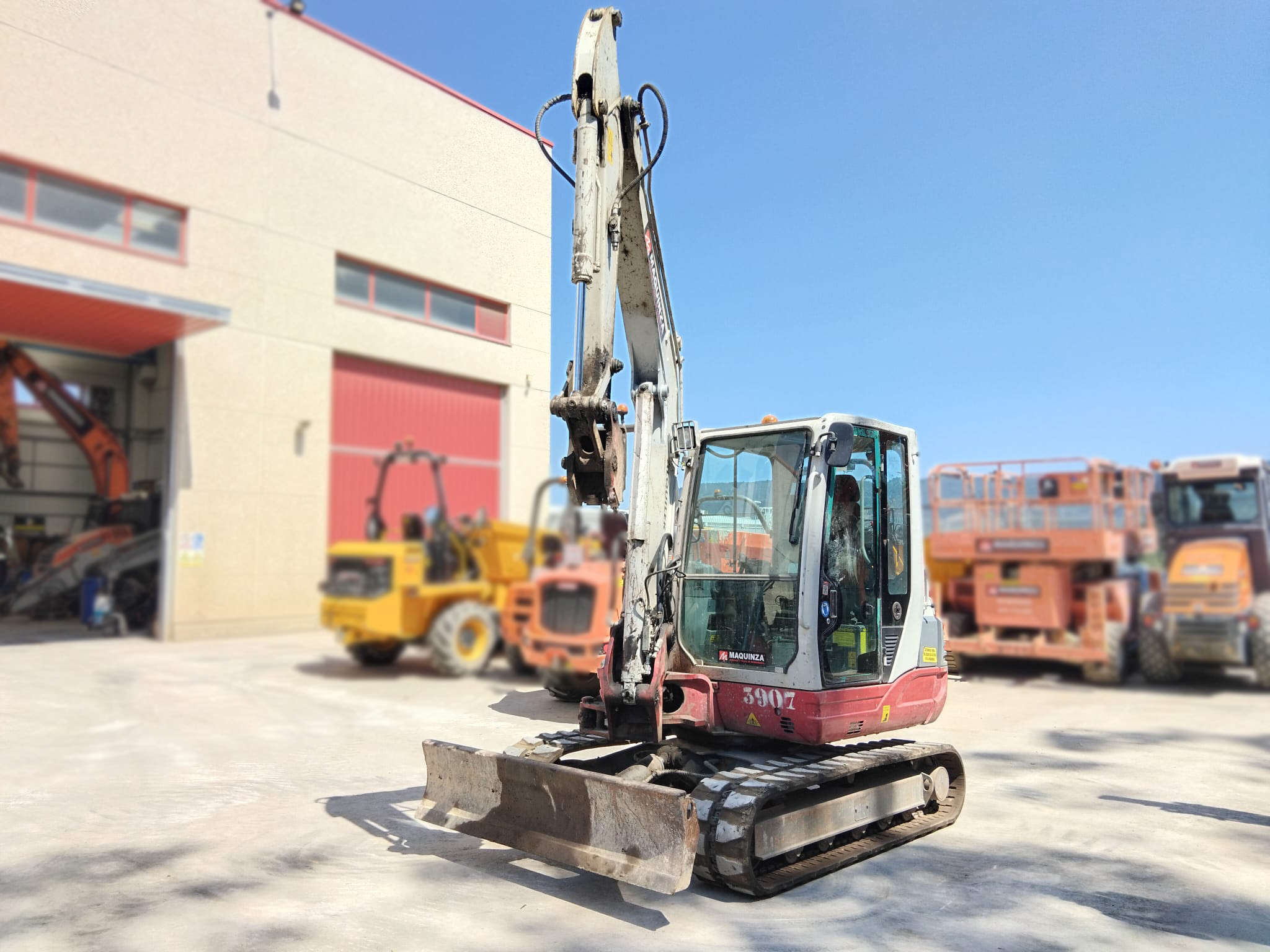 TAKEUCHI TB250 EASY
