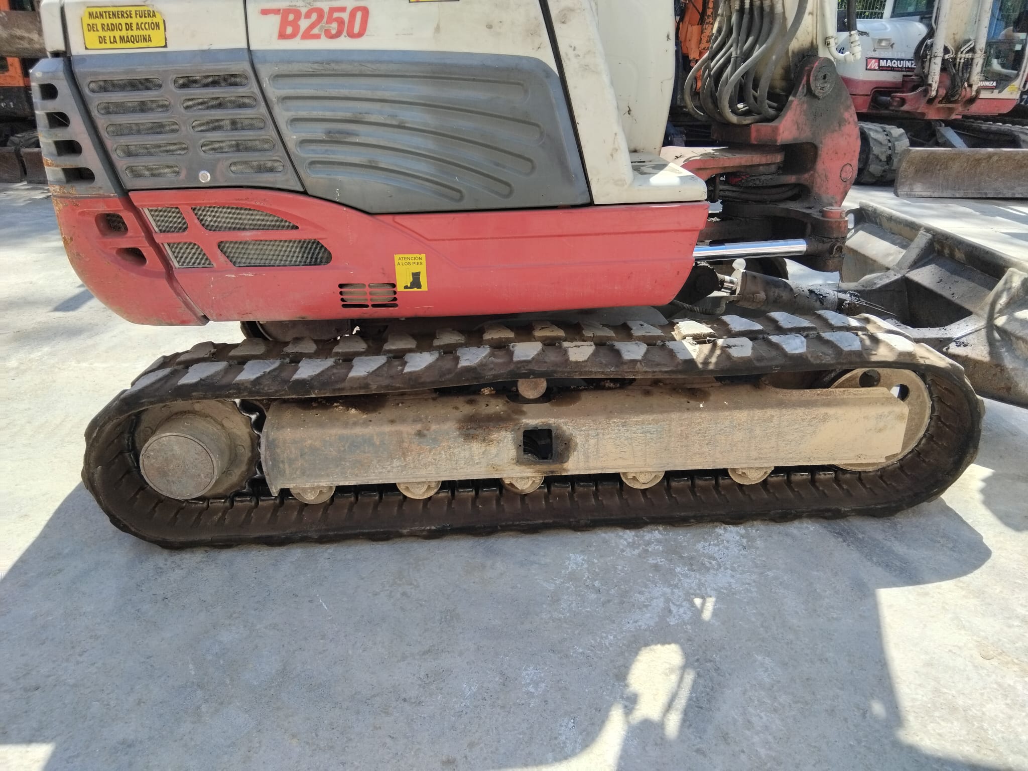 TAKEUCHI TB250 EASY