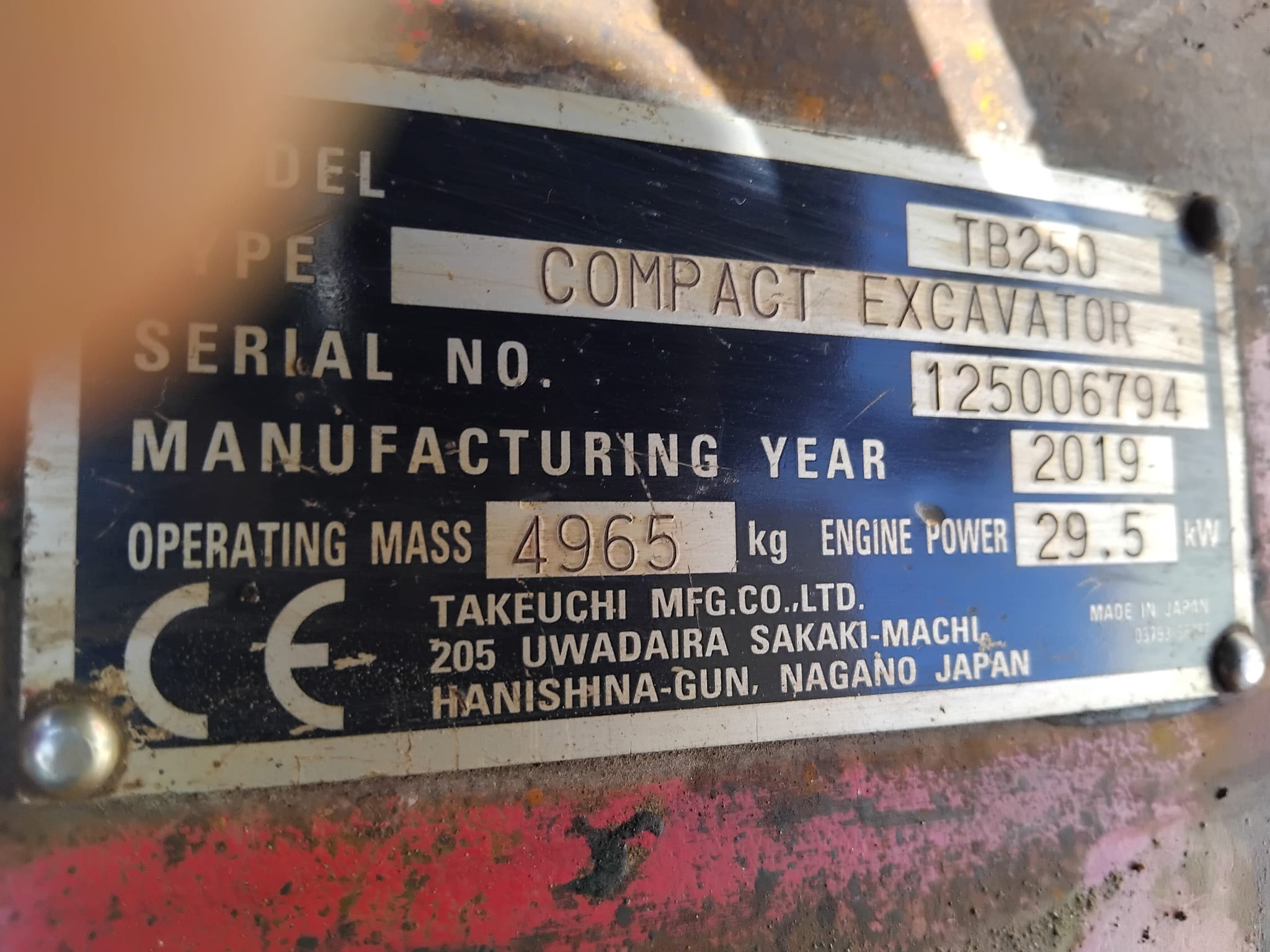 TAKEUCHI TB250 EASY