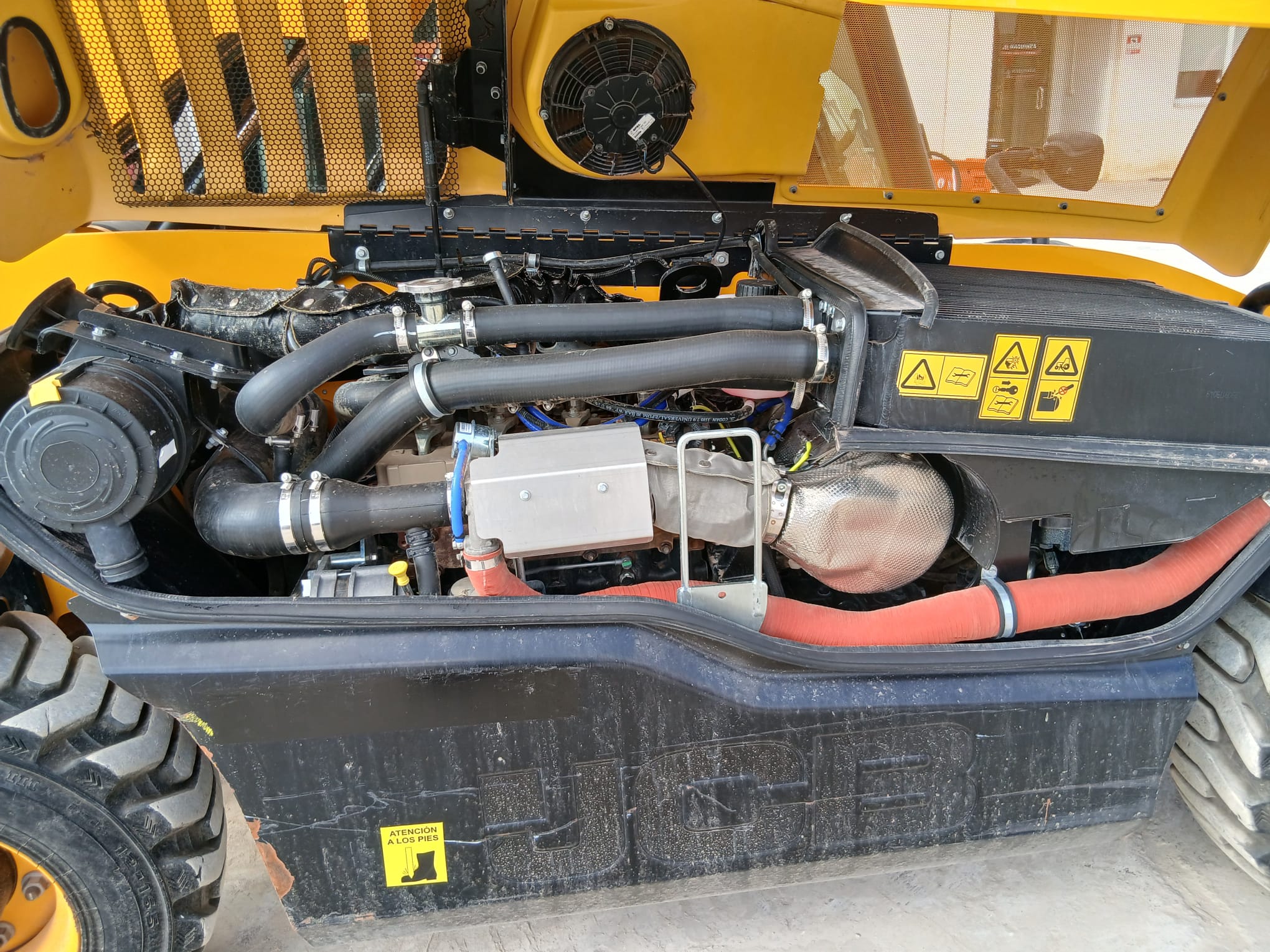 JCB 525.60