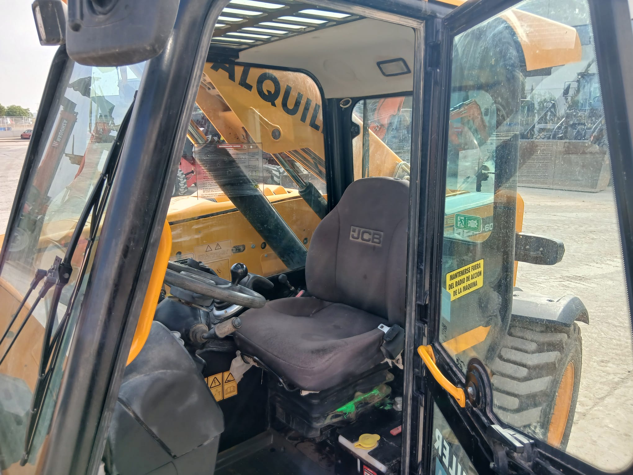 JCB 525.60