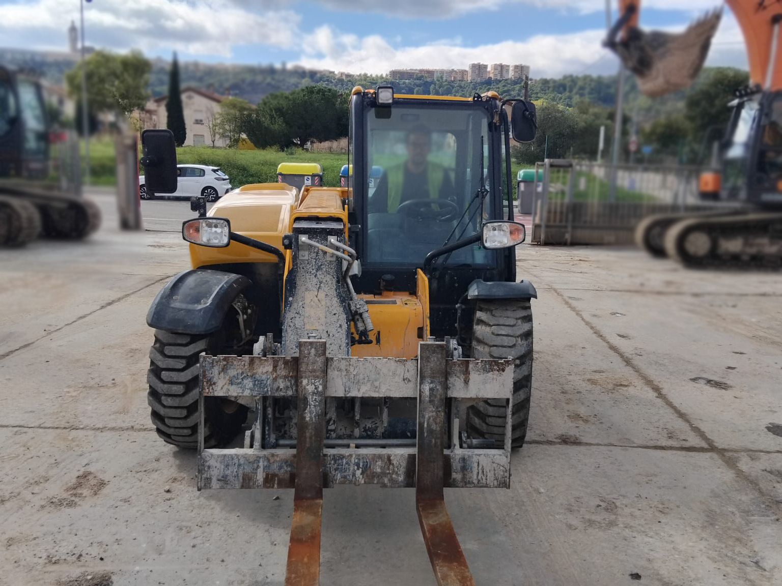 JCB 525.60