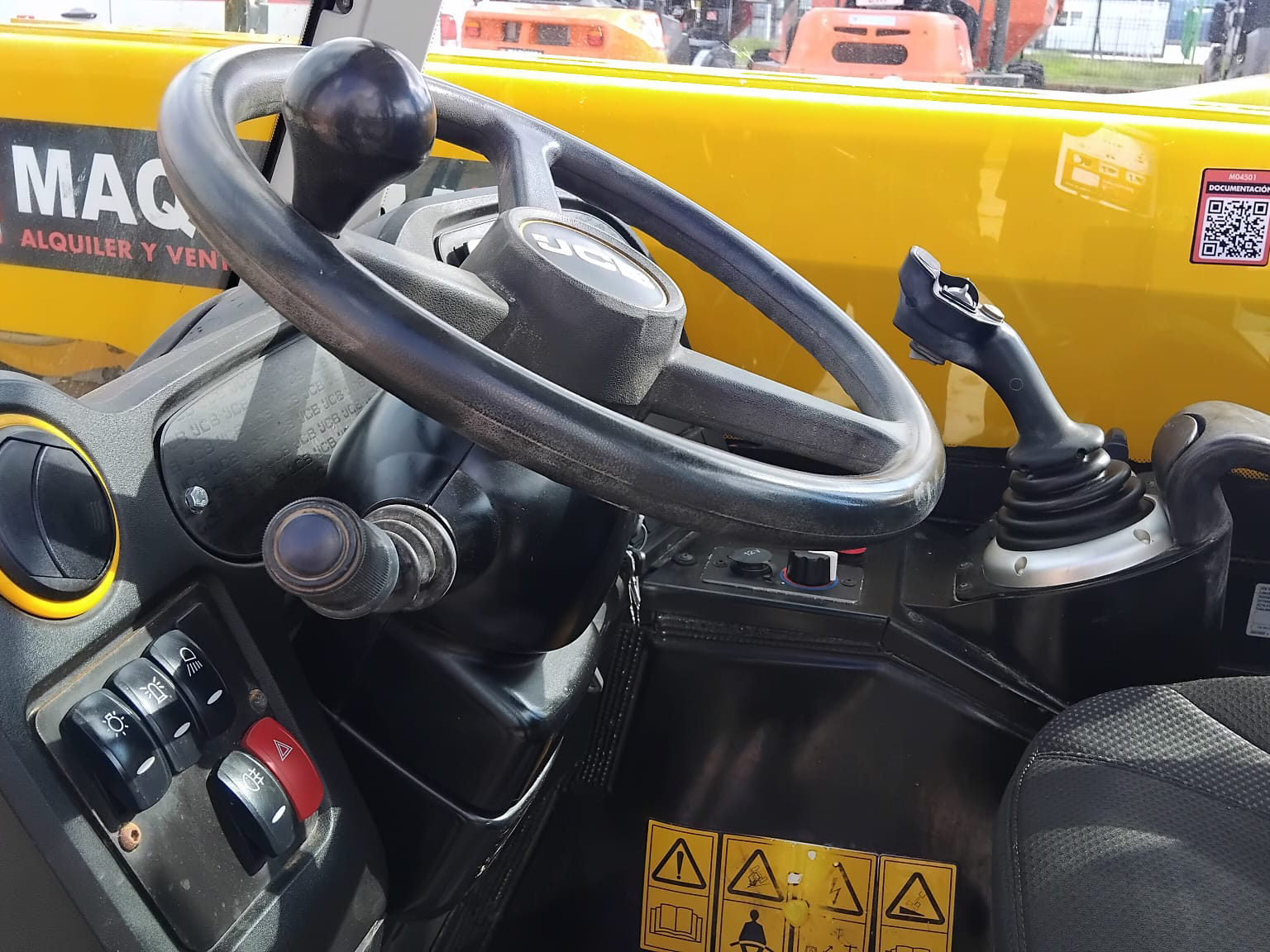 JCB 525.60